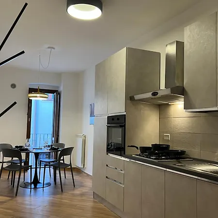 In Media Urbe Next *