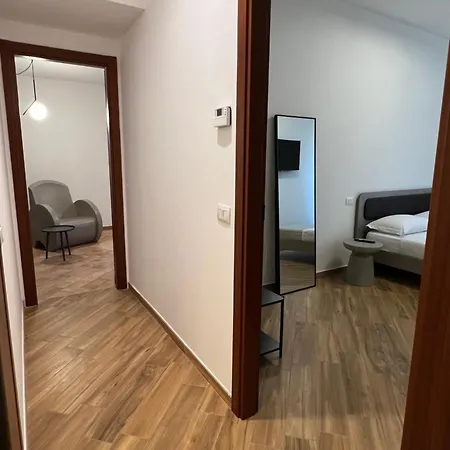 Apartment In Media Urbe Next *