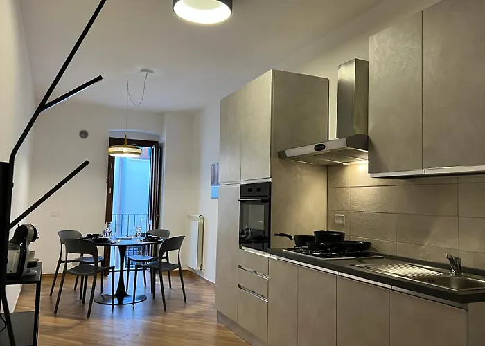 In Media Urbe Next *